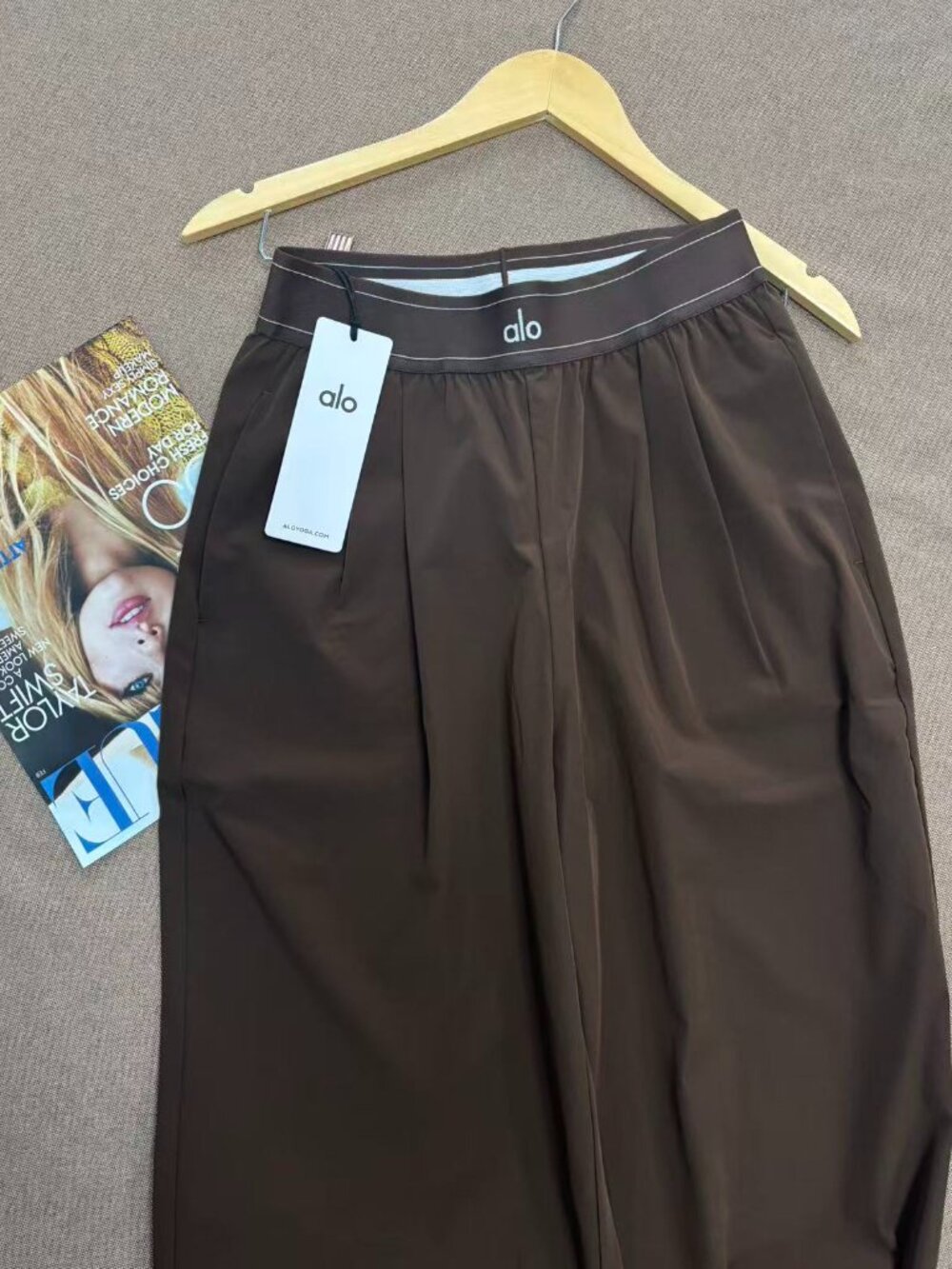 🪄Alo Yoga Suit Up Trouser Coffee Brown Regular 30-inch Inner Seam Length - Picture 8 of 9